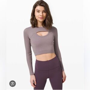 lululemon athletica Mauve Long Sleeve Crop Top